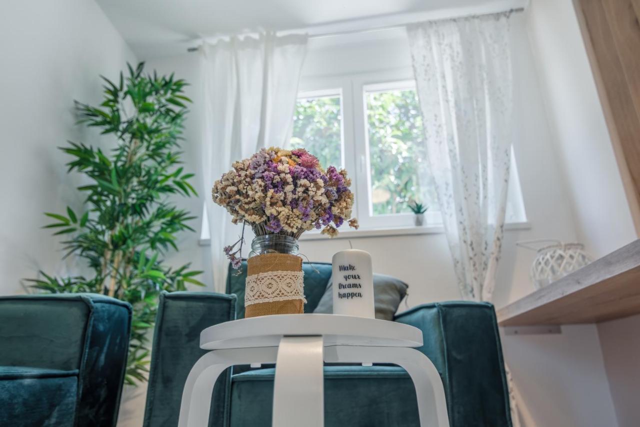 Apartmán Norah With Private Parking *